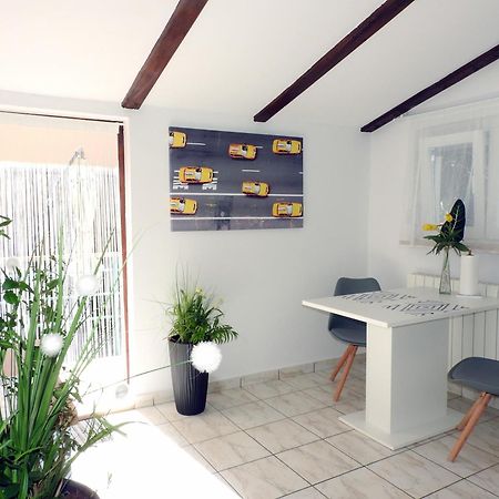 Apartman Ines- Stinjan Пула Экстерьер фото